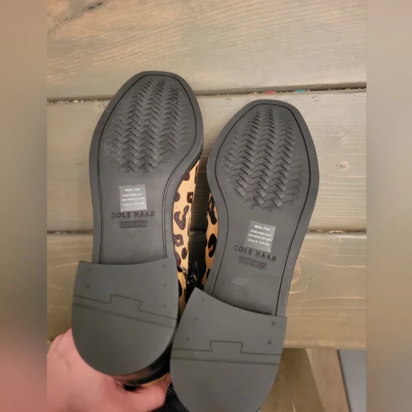 Cole Haan Harrington Cheetah print real calf fur size 7 1/2 booties - Picture 7 of 7